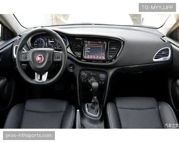 施洋连休息都这么有格调？是谁在他家厨房偷偷放豪车钥匙啊